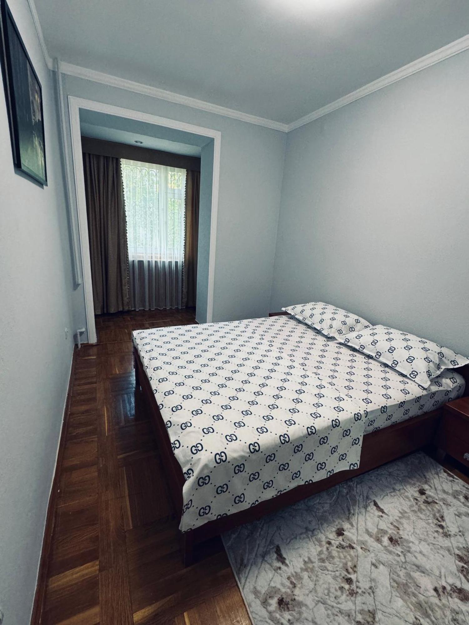 Classic Family Apart In The Center With 4 Rooms طشقند المظهر الخارجي الصورة