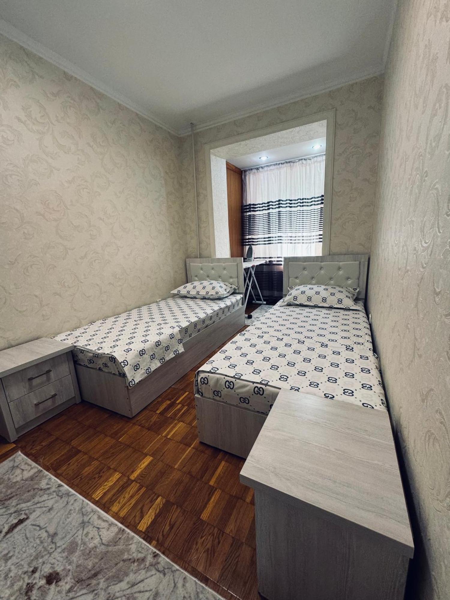 Classic Family Apart In The Center With 4 Rooms طشقند المظهر الخارجي الصورة
